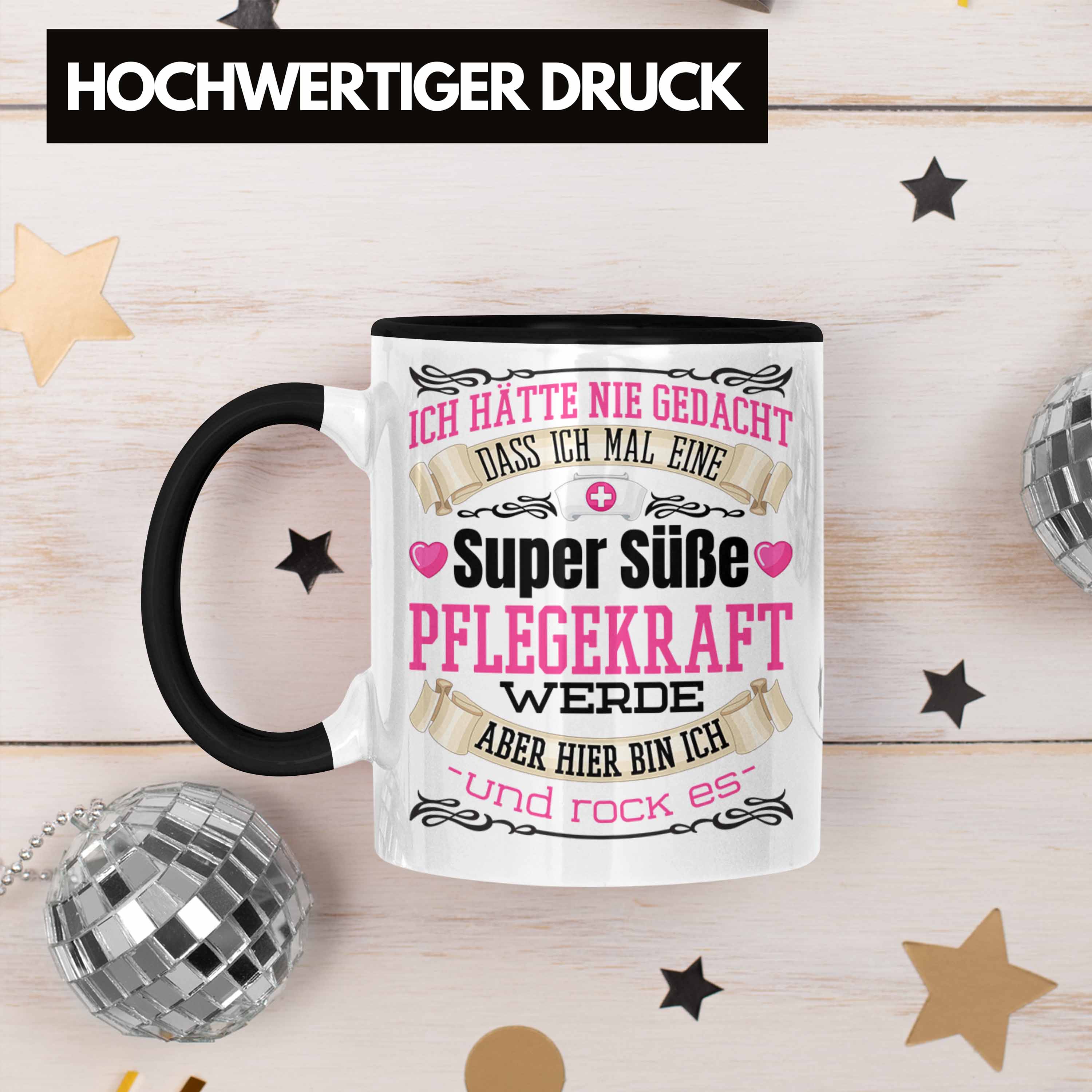 Trendation - Pflegekraft Tasse Geschenk Altenpflegerin Frauen Geschenkidee Pfleg