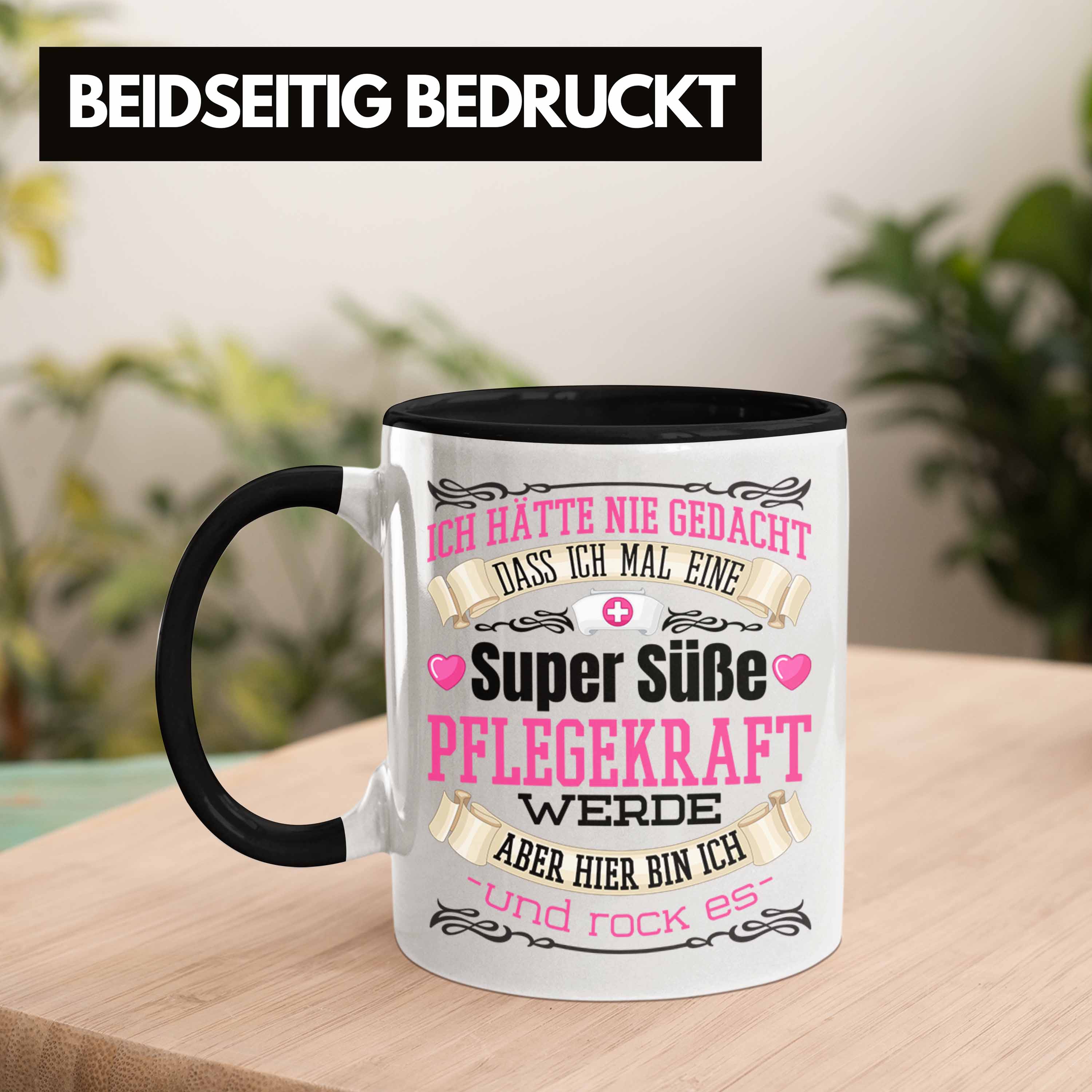 Trendation - Pflegekraft Tasse Geschenk Altenpflegerin Frauen Geschenkidee Pfleg